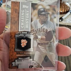 Willie Mays '13 Topps Update Chasing History Insert Baseball Card 