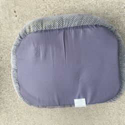  Ute Small Dog Bed $20