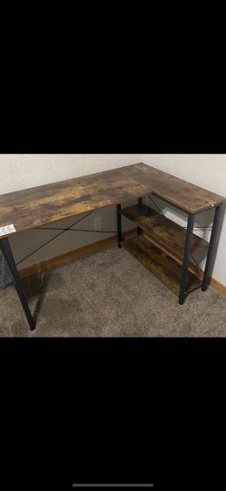 Corner Desk EXCELLENT CONDITION 
