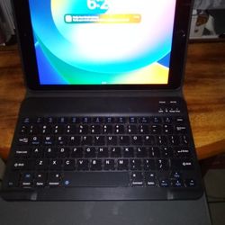 APPLE IPAD 5TH GEN