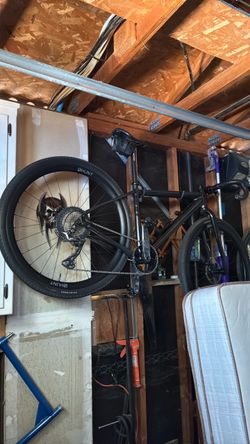 Black Gravel Bike with Hunt Wheels