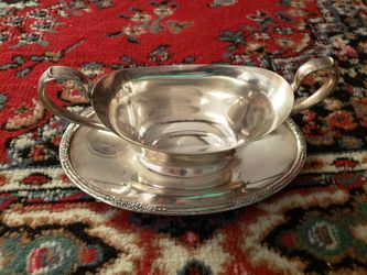 Vintage Sauce/Gravy Boat Silver Bowl Attached To Platter 