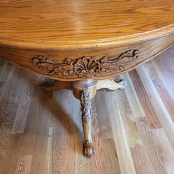 Solid Oak Craftsman Dining Table and Chairs