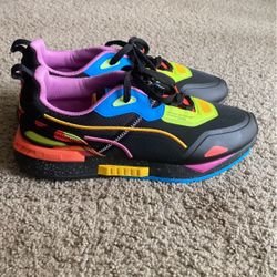 Men’s Size 10.5 Puma Mirage Tech Lava 