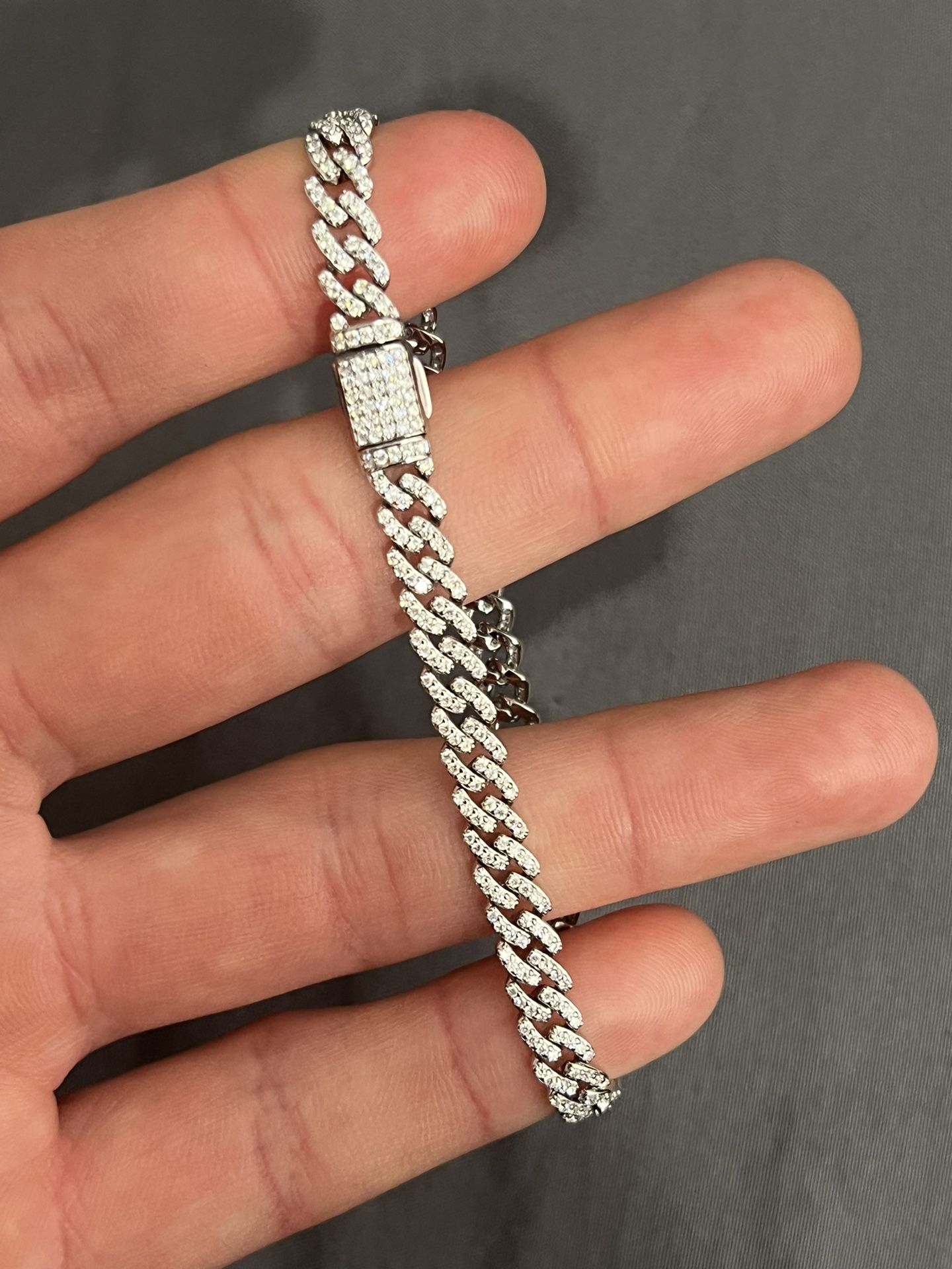Cuban link moissanite bracelet 6mm 7.5 inches