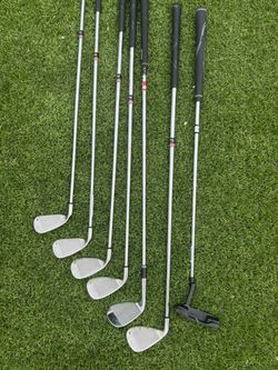 Callaway Irons (6,7,8,9, P) + 52°, Putter (Ping)