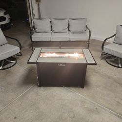 BEAUTIFUL PATIO FURNITURE 