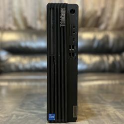 Lenovo ThinkCentre Gen 3 M70s 12th gen SFF Core i5 16GB RAM 512GB NVMe Gen 4 SSD Windows 11 desktop computerr