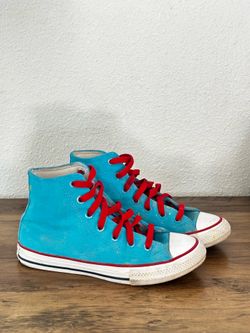 Brand/Shoe: Converse.    Color: Blue & White with Red laces.     Size:2.5 Kids