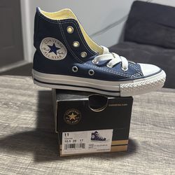 Converse Youth Size 11 Navy