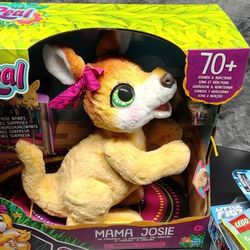 furReal Mama Josie the Kangaroo Interactive Pet Kids Toy 70+ sound-&-motion comb