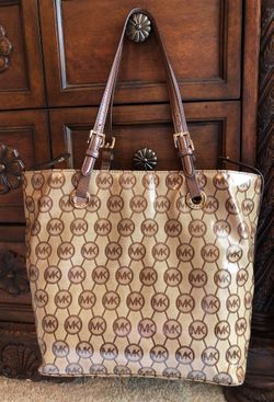 Michael kors good condition