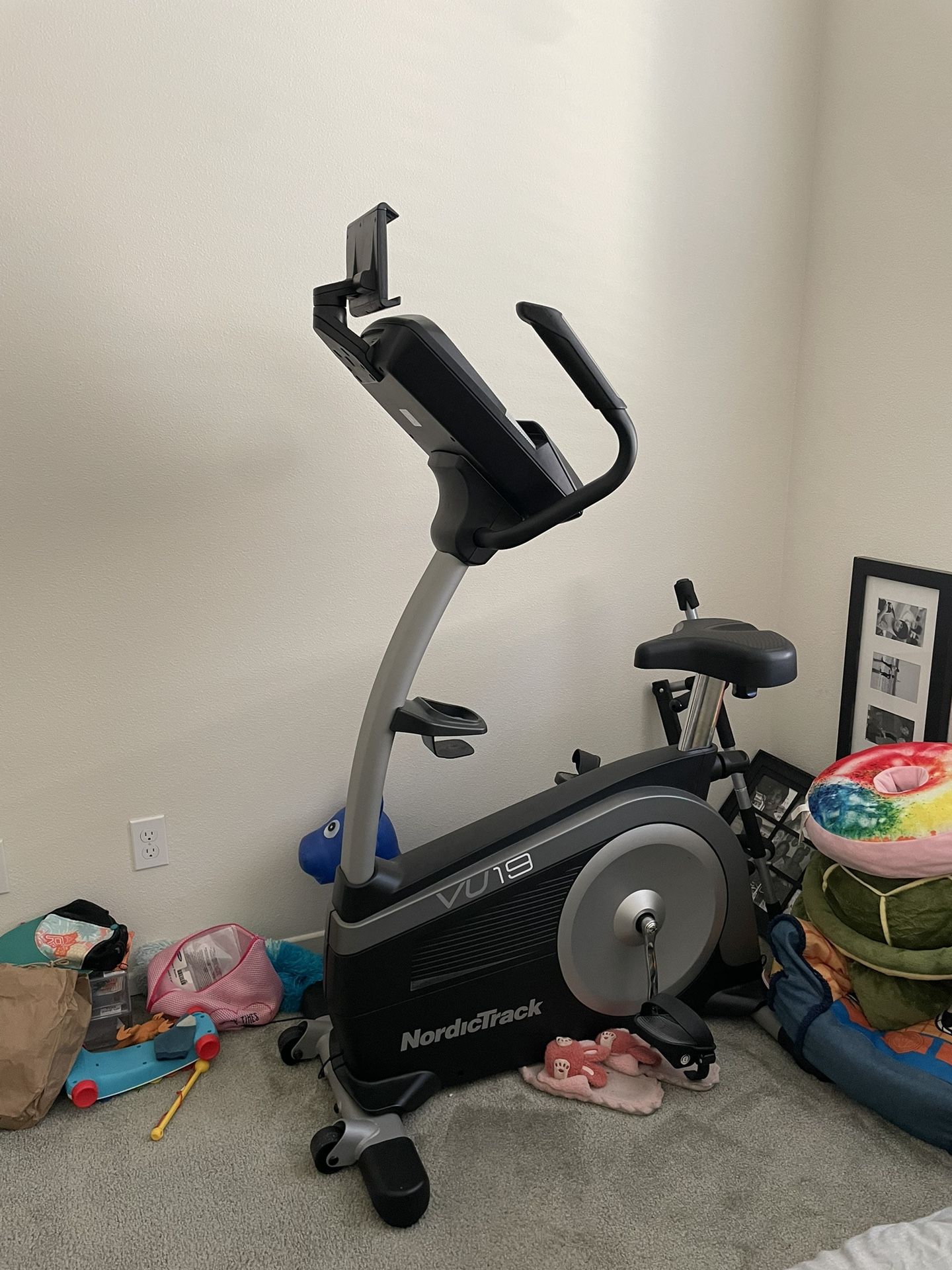 Stationary bike for Sale in Chula Vista, CA OfferUp
