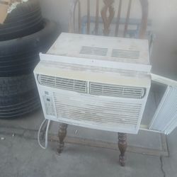 Works Just Doesn't Blow Cold Air