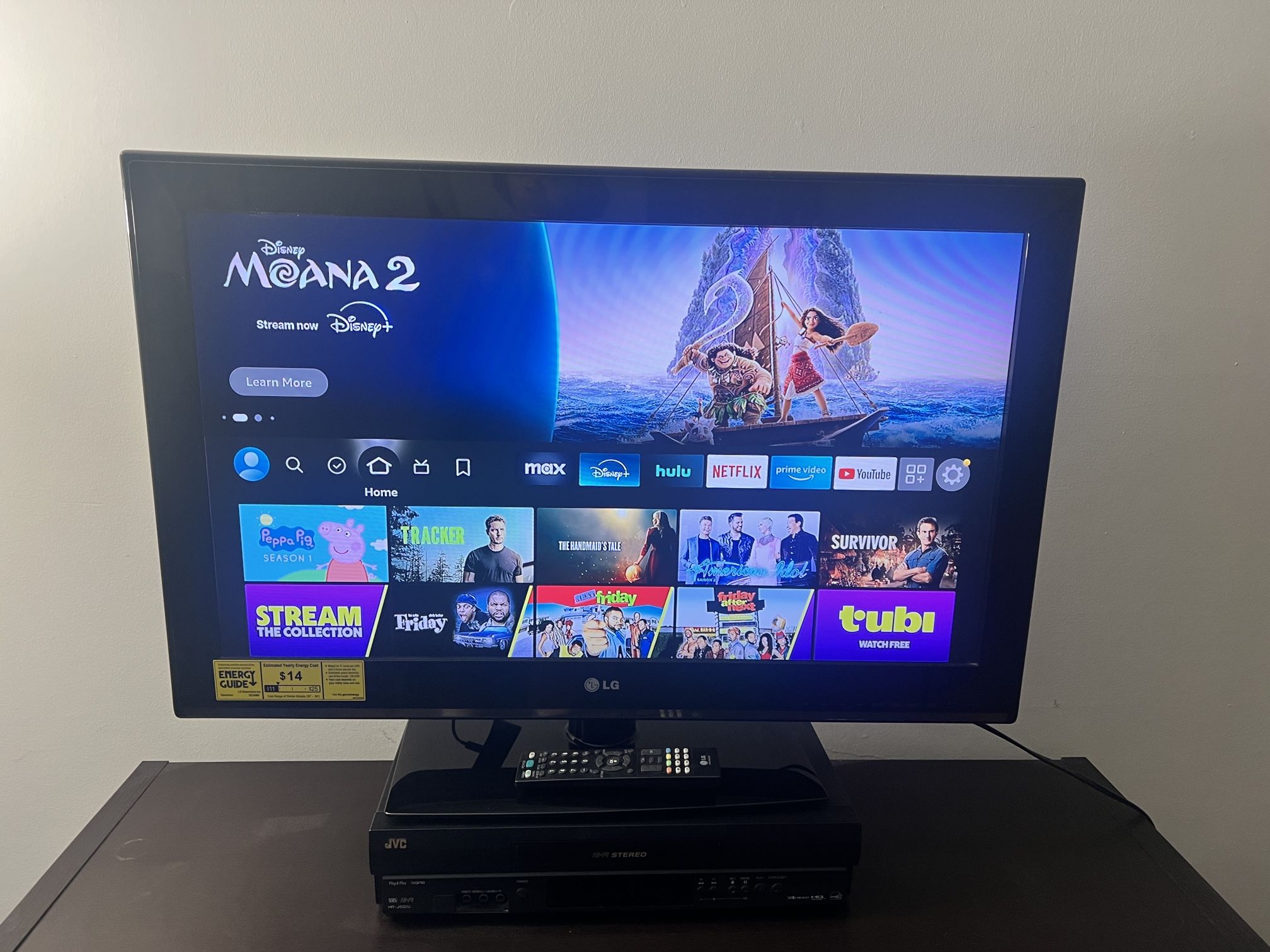 LG 32 Inch HD TV