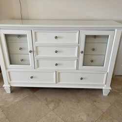 Matching White Dresser And Armoire 