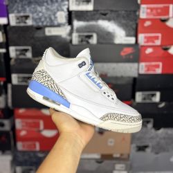Jordan 3 “UNC” Size 10M