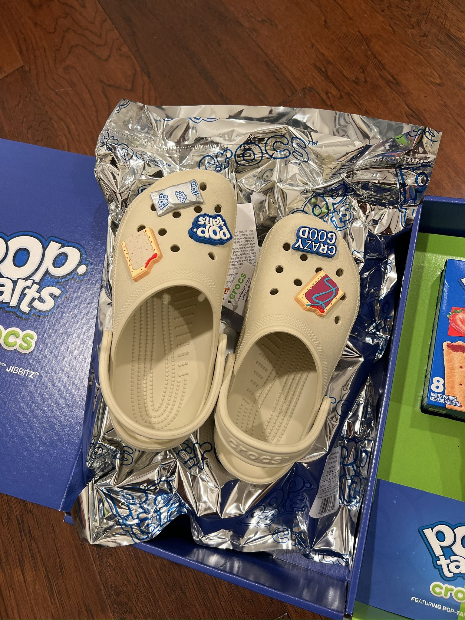 Pop Tarts x Crocs Limited Edition "Croc-Tarts" Box Set Mens Size 4