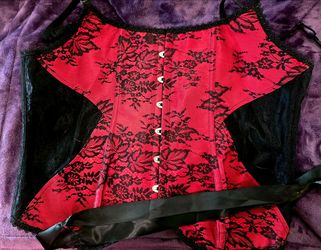 Never-Worn Adore Me Red & Black Lace Corset – Size 3X