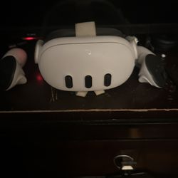 Vr Oculus Quest Three