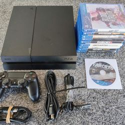 Sony PlayStation 4 Bundle - 500 GB With games