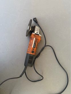 CHICAGO Electric 4-1/2 Angle Grinder