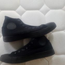 Black Converse Size 8