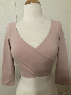 Bebe XS crop top
