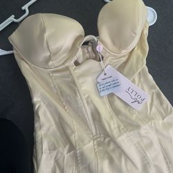 Oh Polly Dress New ! Size 4