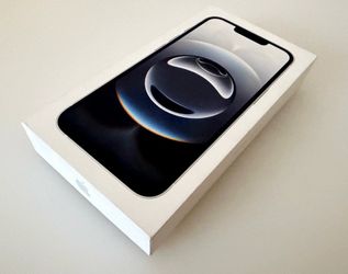 iPhone 16e 128GB for Cricket only