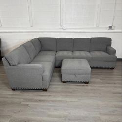 Sectional Couch 