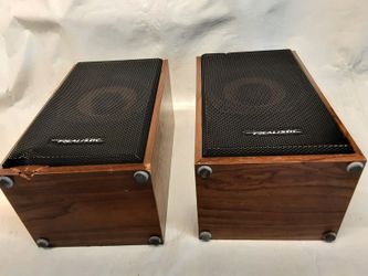 Realistic Minimus-18 Speakers Cat. No. 40-222 Pair