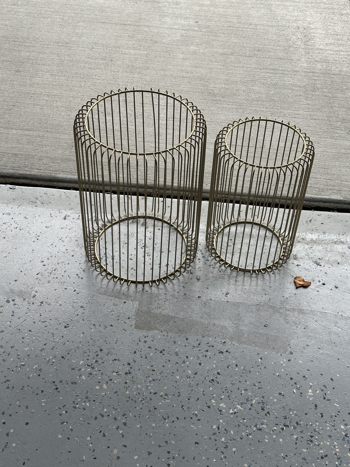 Gold Plant Pot Holders For FREE (Set of 2)