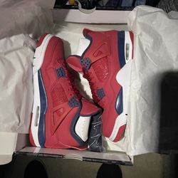 Jordan 4 