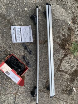 Yakima SkyLine Roof Rack Cross Bars with Landing Pad 23