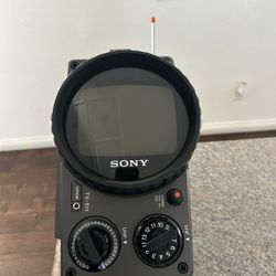 Vintage Black And White Sony Portable TV-511 