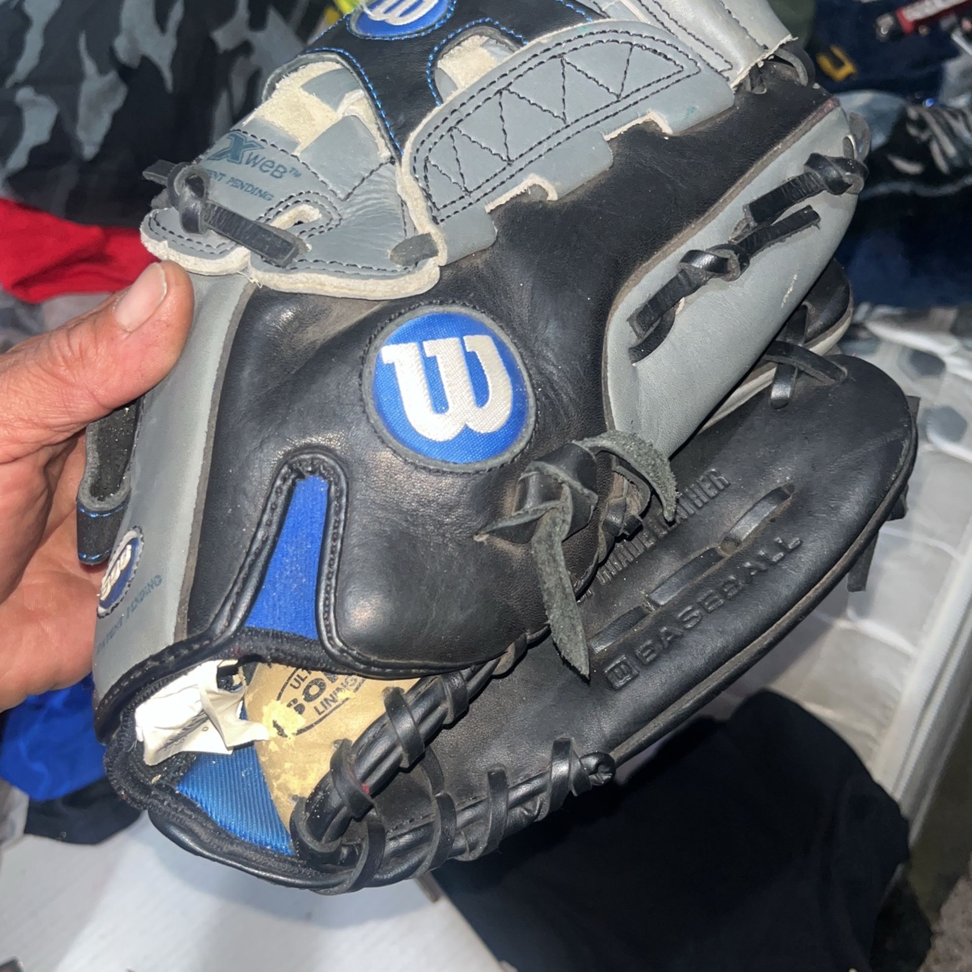 WILSON 11 1/2 A0650 Baseball Glove