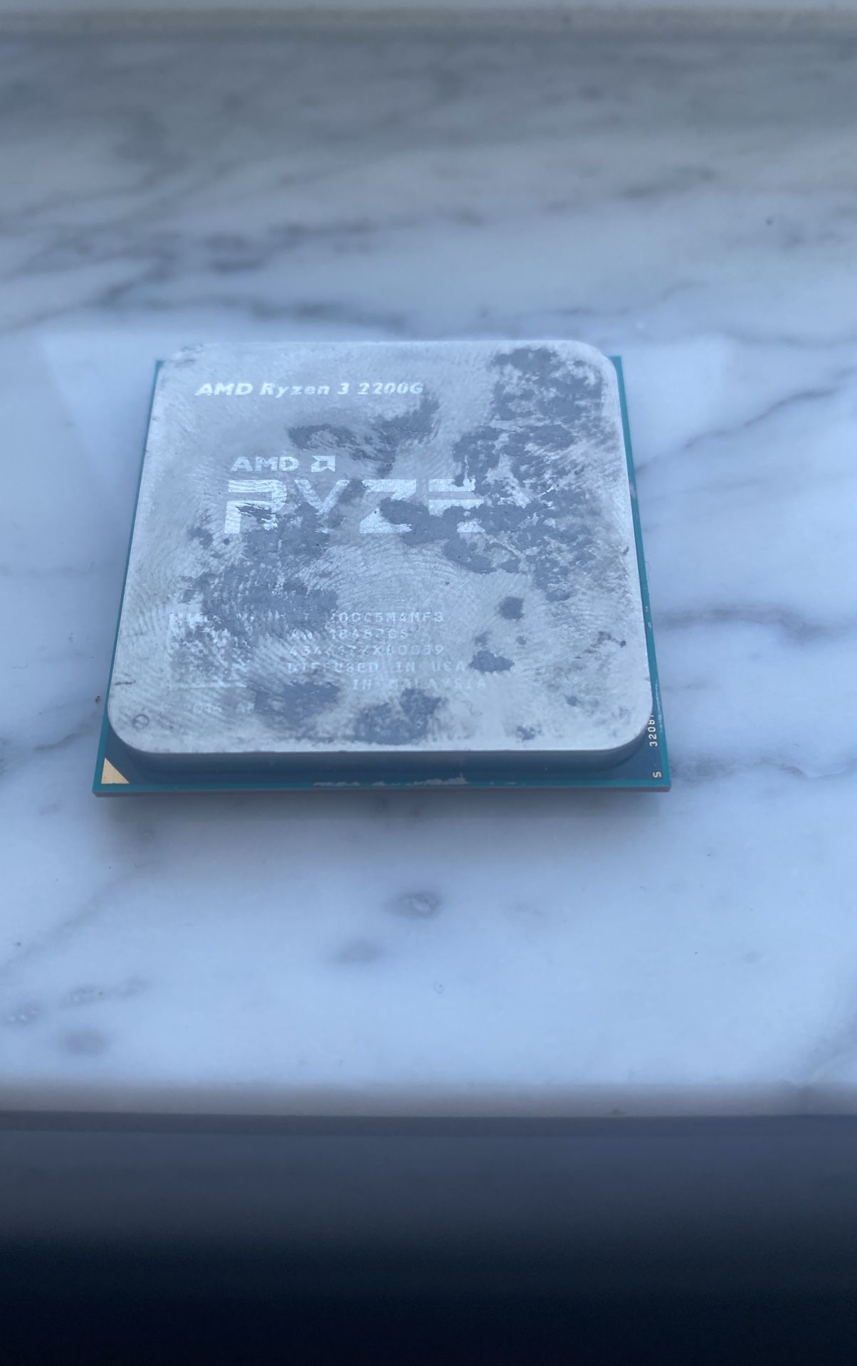 CPU Ryzen 3 2200G