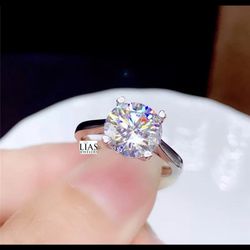 New 18k White Gold Engagement Ring 