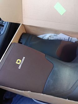 Brown work boots size 5