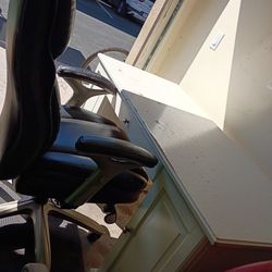 Serta office chair and used white desk