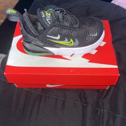 Nike Air Max 270 TD