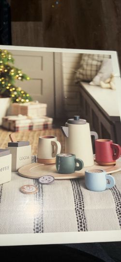 Hearth and hand coffee set