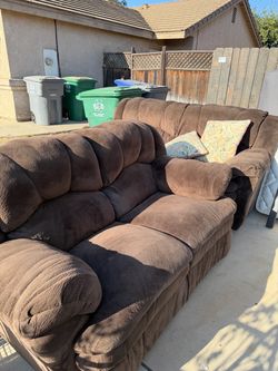 Reclining sofa and loveseat