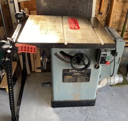 Delta 10 Inch 220 Tilting Arbor Saw