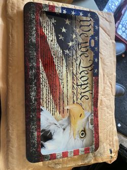 Constitution License Plate