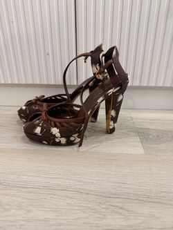 Gucci shoes