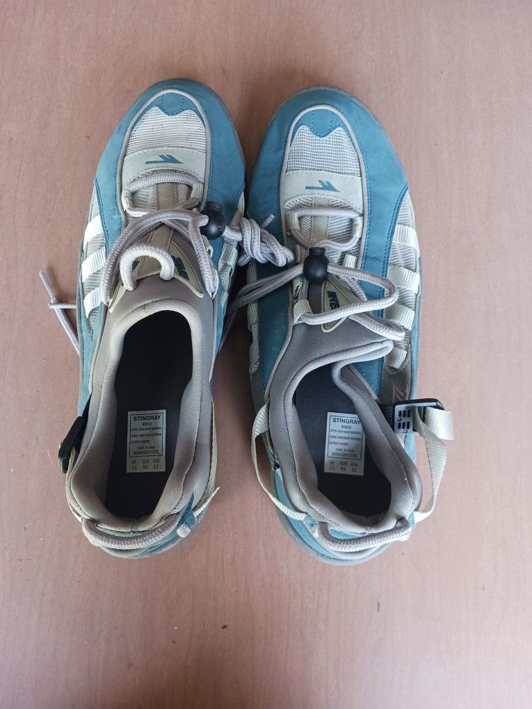 HI TEC "STINGRAY" Sports Shoes