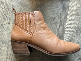 Lucky Brand short boots size 7
