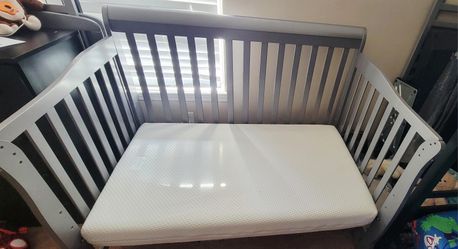 Crib With Mattress